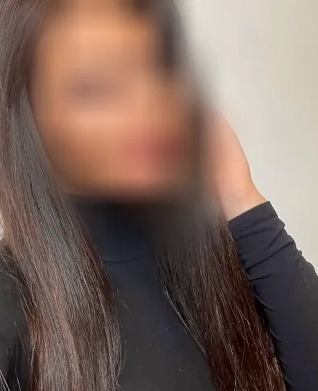 Aylin, 28