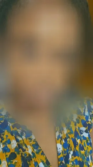 Carina, 37