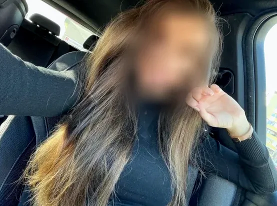 Christina, 33