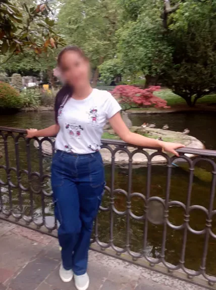 Denise, 22
