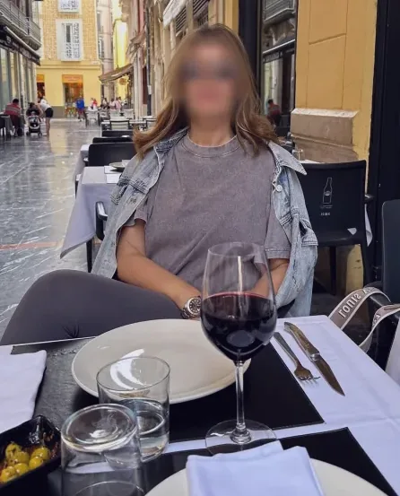 Kathrin, 35