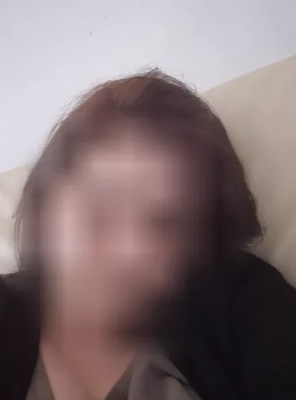 Nora, 35