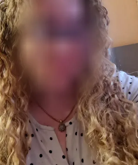Paula, 26