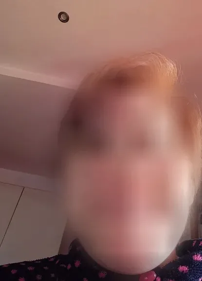 Pia, 38