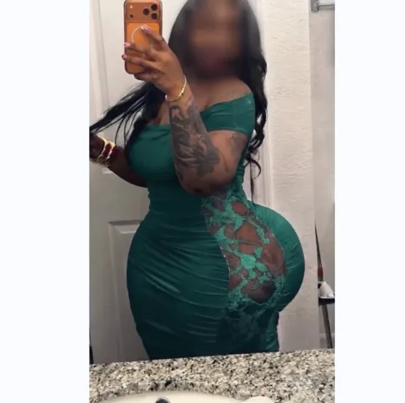 Rosa, 26