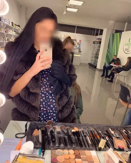 Sarah, 39