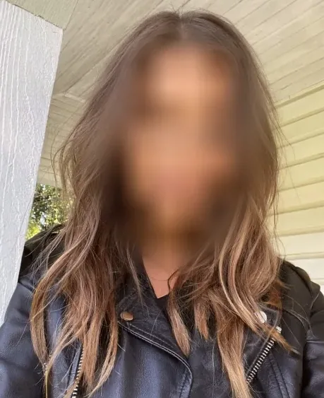 Thea, 32