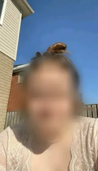 Yvonne, 37