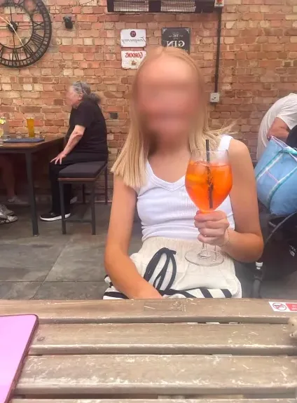 Yvonne, 26